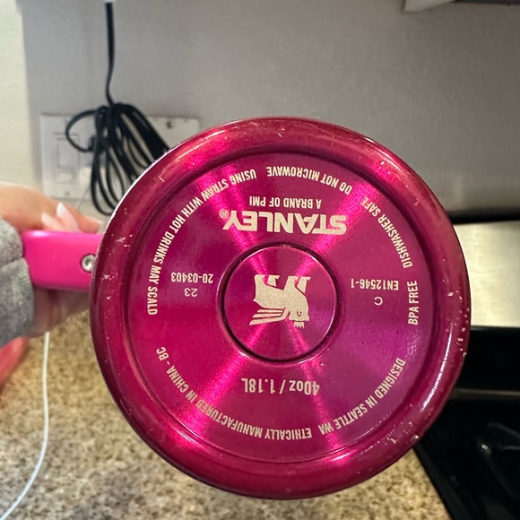 40oz Stanley Ombre tumbler. - Picture 2 of 6